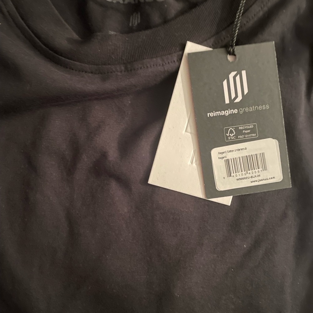 NWT Jaanuu RegenX women’s under scrub shirt,black - Picture 3 of 3